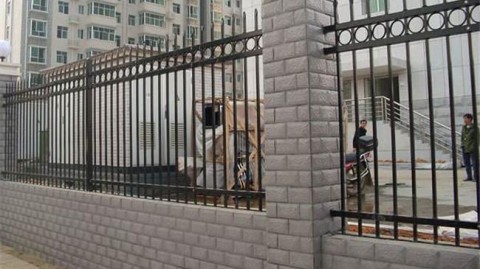 宅基地自建房围栏设计方案：90%业主踩过的3个坑，一次讲清楚不返工